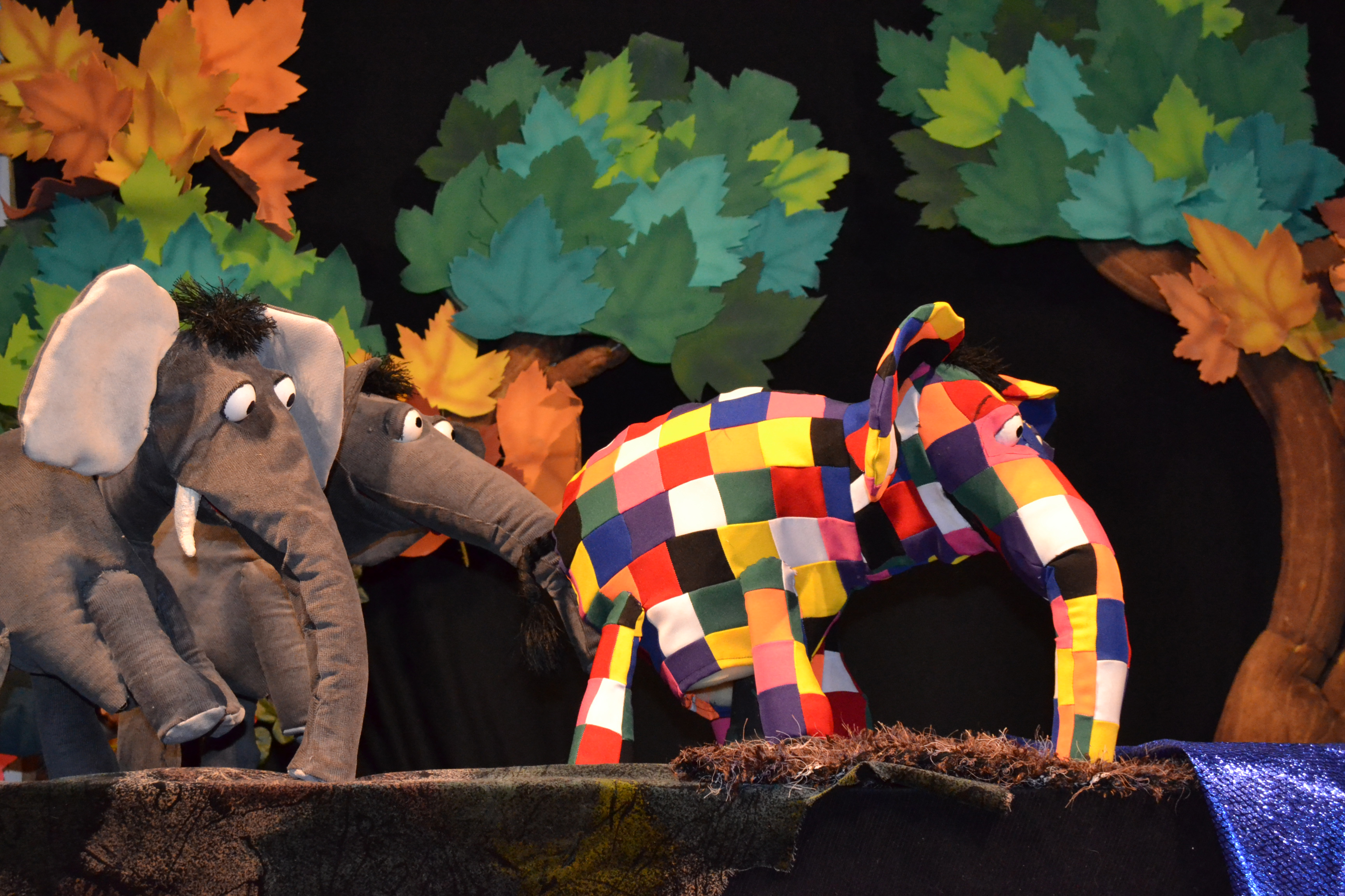 Elmer El Elefante de Colores, del Retablo de la ventana