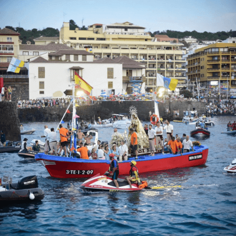 Procesión Marítima del Carmen y San Telmo