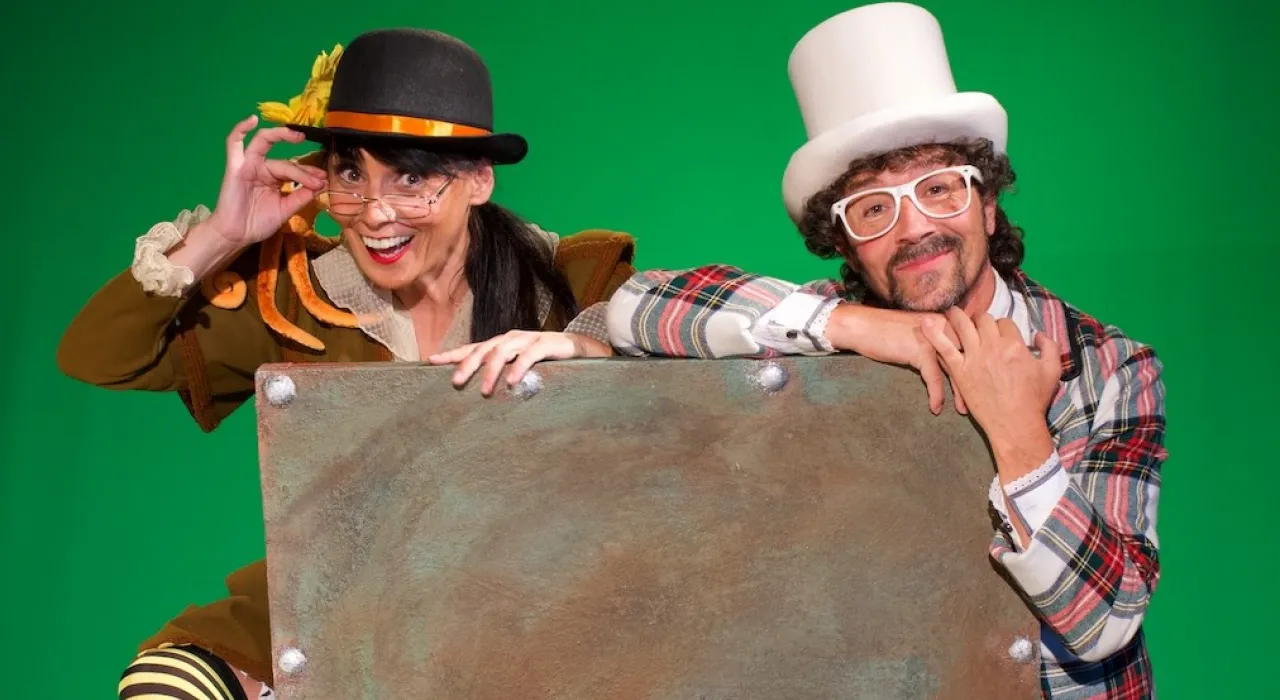 "La Tía Mandarina". Compañía Tragaleguas Teatro