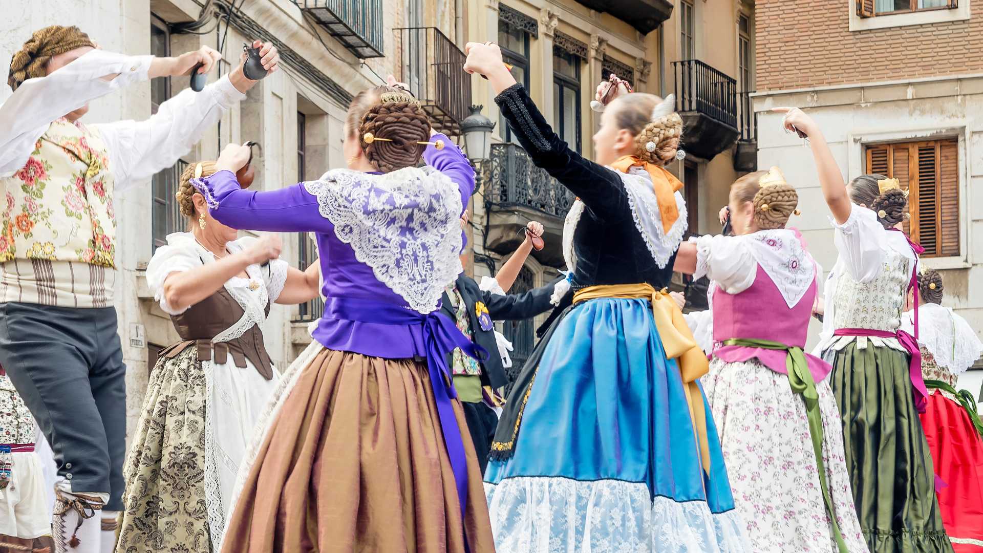 XXVIII festival de Balls al Carrer