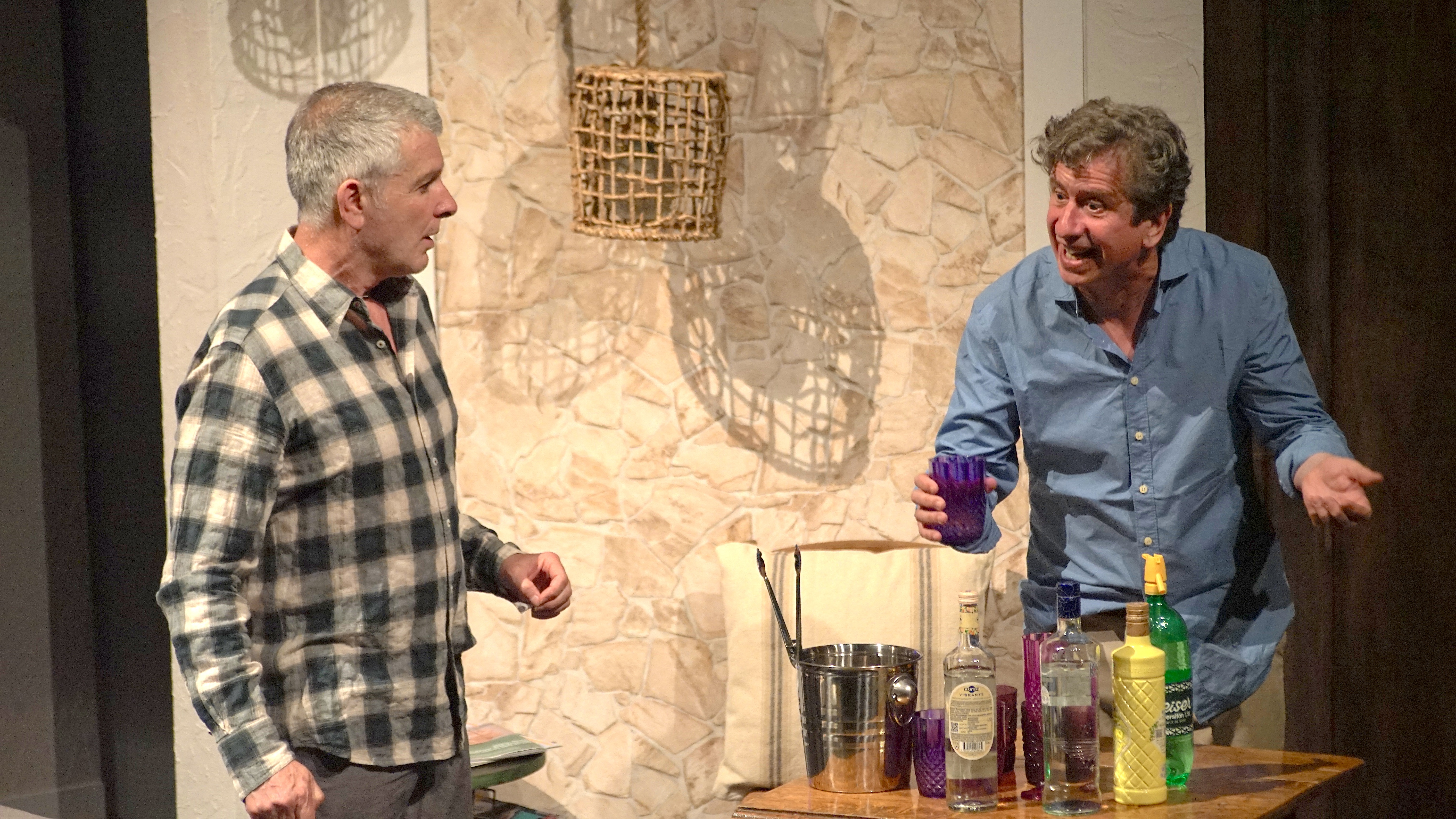 Pijamas o no te vistas para cenar. Soñando Producciones SL