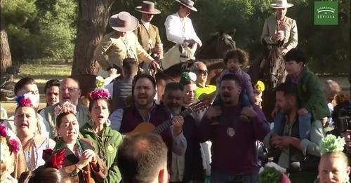 Paso de Hermandades del Rocío por el Vado de Quema