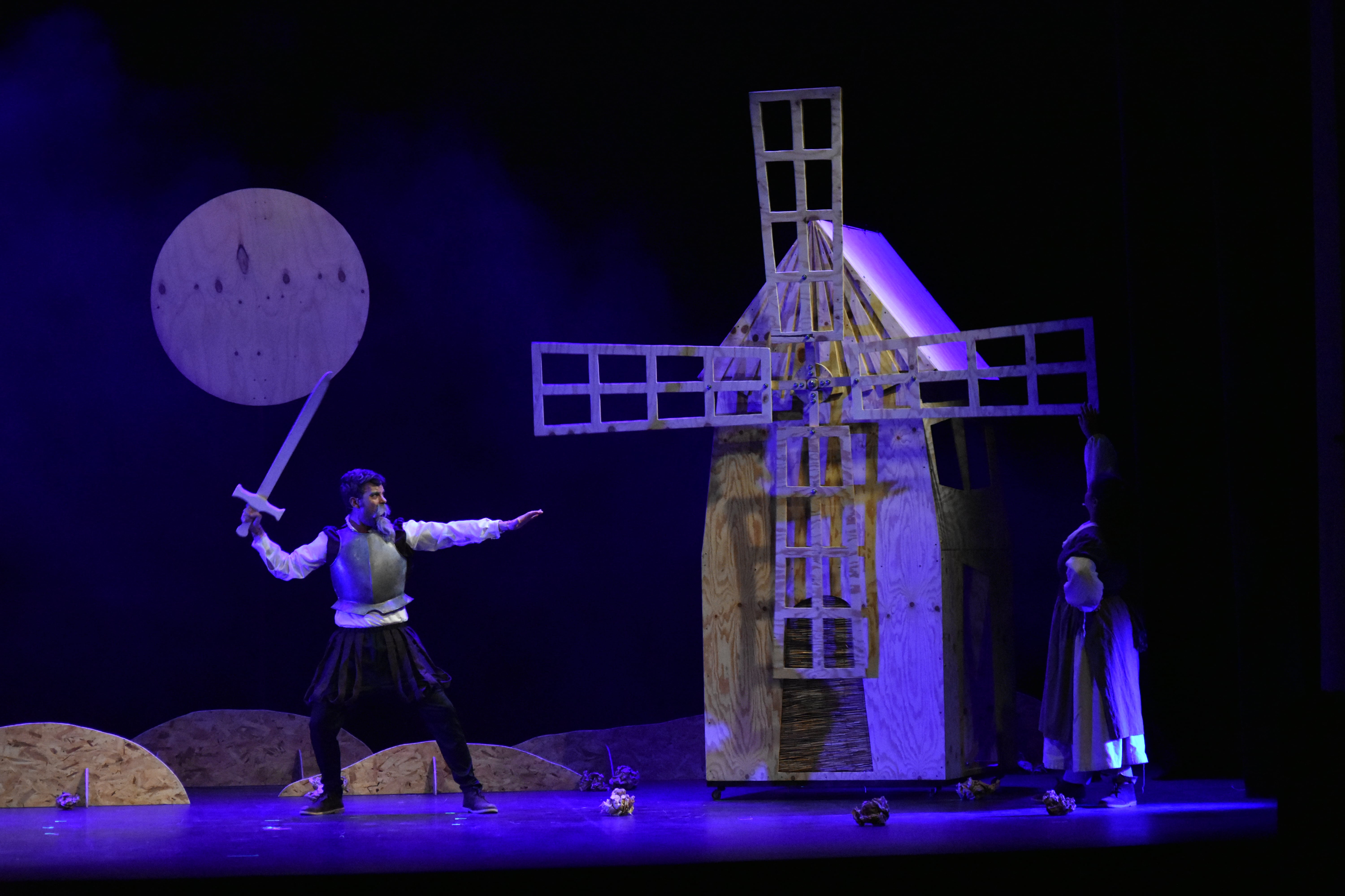 "Quijotadas". Producciones Alberto Alfaro