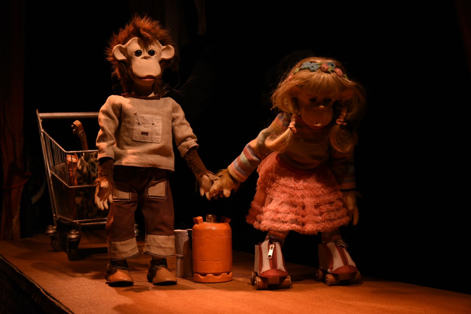 "El mono y la cometa". Títeres Cacaramusa Teatro