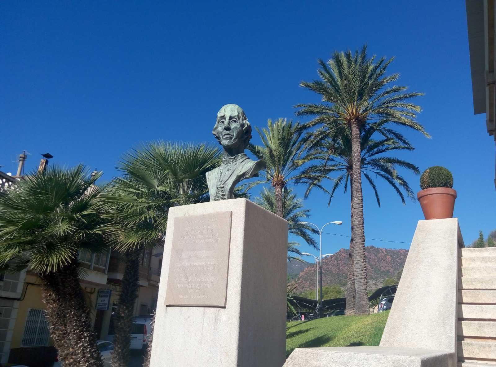 VISITA GUIADA: Benicàssim con otros ojos. Personajes, curiosidades y otras historias