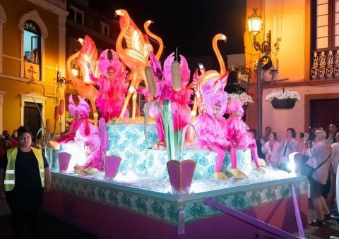 Gran Cabalgata de Carrozas - Fiestas Mayores de Santiago