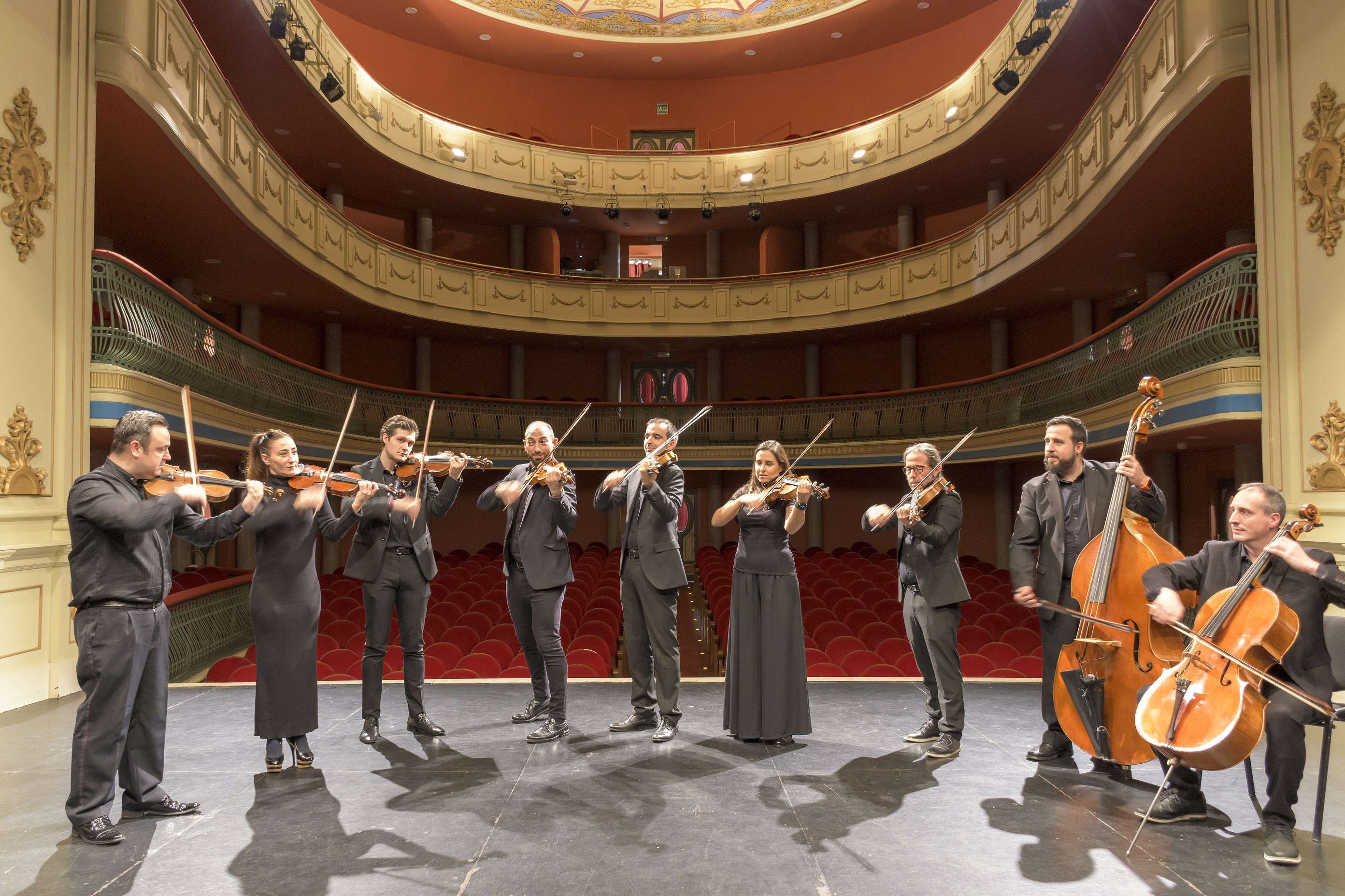 BÉSAME MUCHO: HOMENAJE AL AMOR