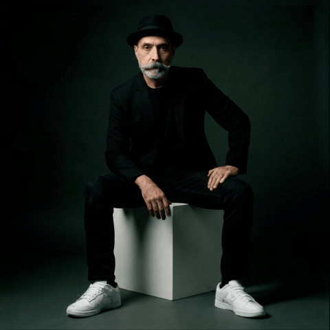 Mago Malbert: Más Cerca