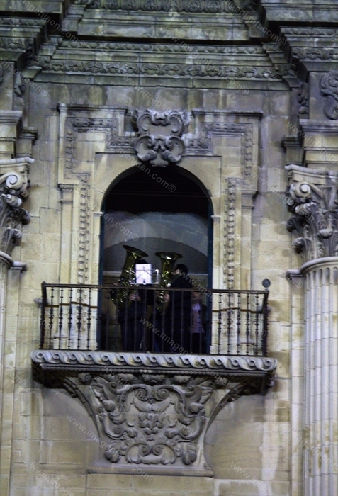 Fanfarrias en la balconada de la Catedral de Jaén