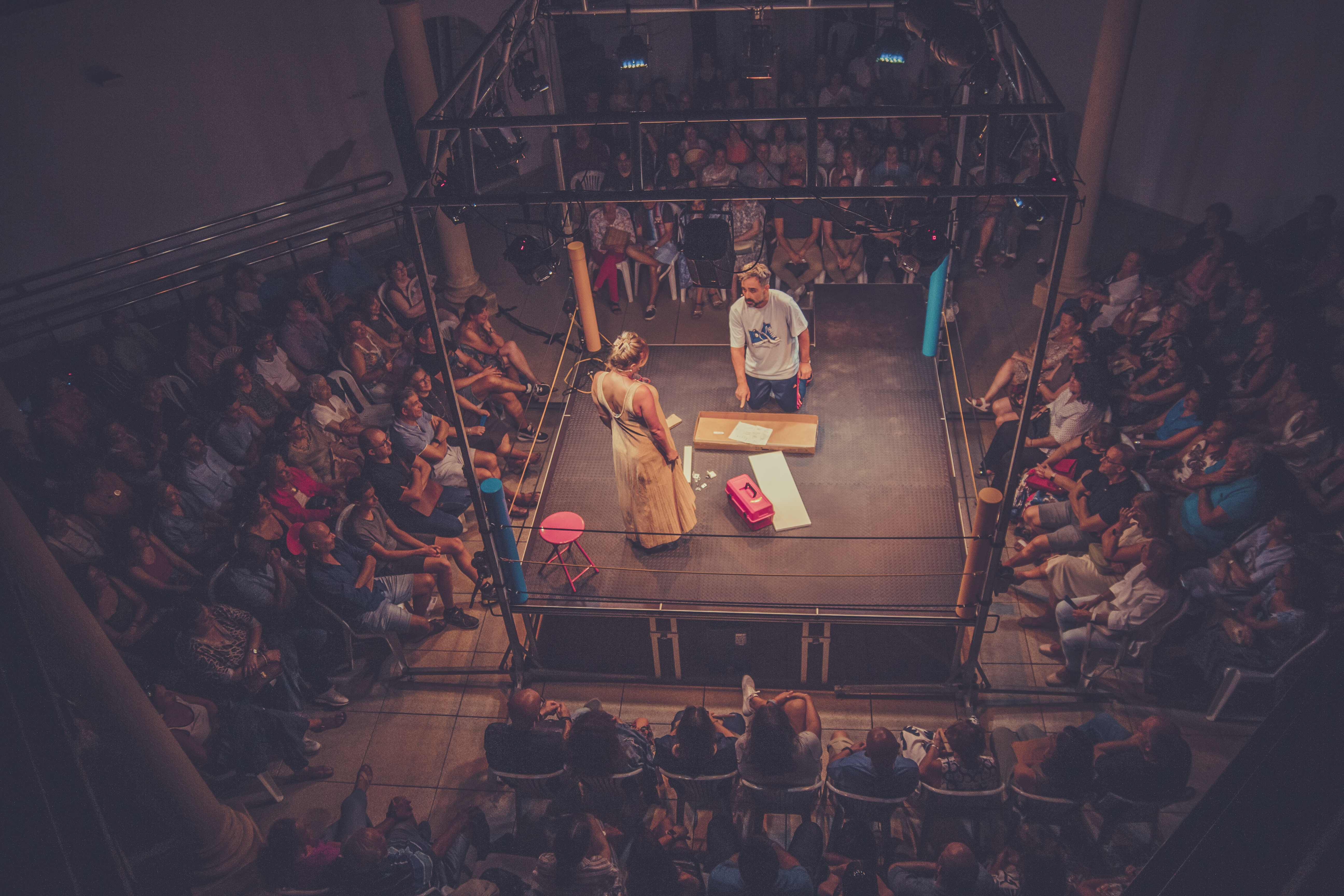 EL MUEBLE - Producciones Enemigas