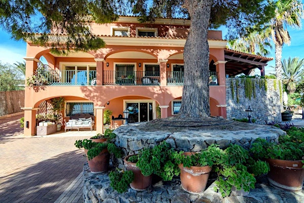 Alicante, Spain Yoga & Adventure Retreat