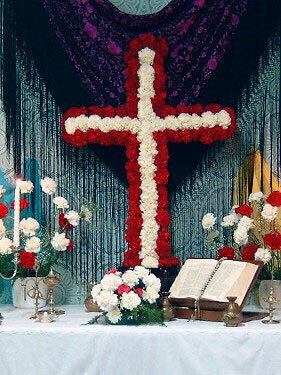 Cruces de Mayo en Conil